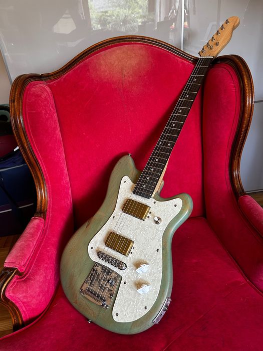 Gitara elektryczna vintage jaguar humbucker Defil