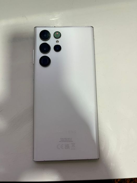 Samsung Galaxy S22 Ultra (256GB) – Branco – Desbloqueado