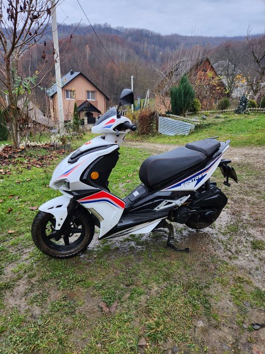 Скутер Forte Fantasy 125