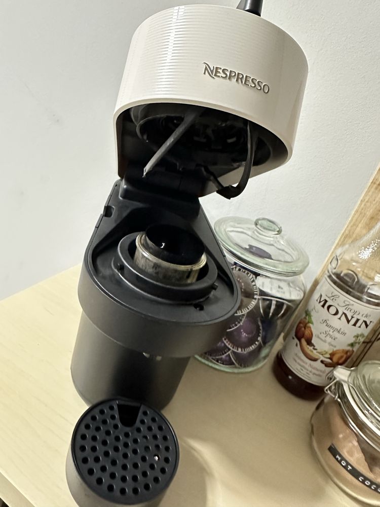 Máquina Nespresso Vertuo Pop