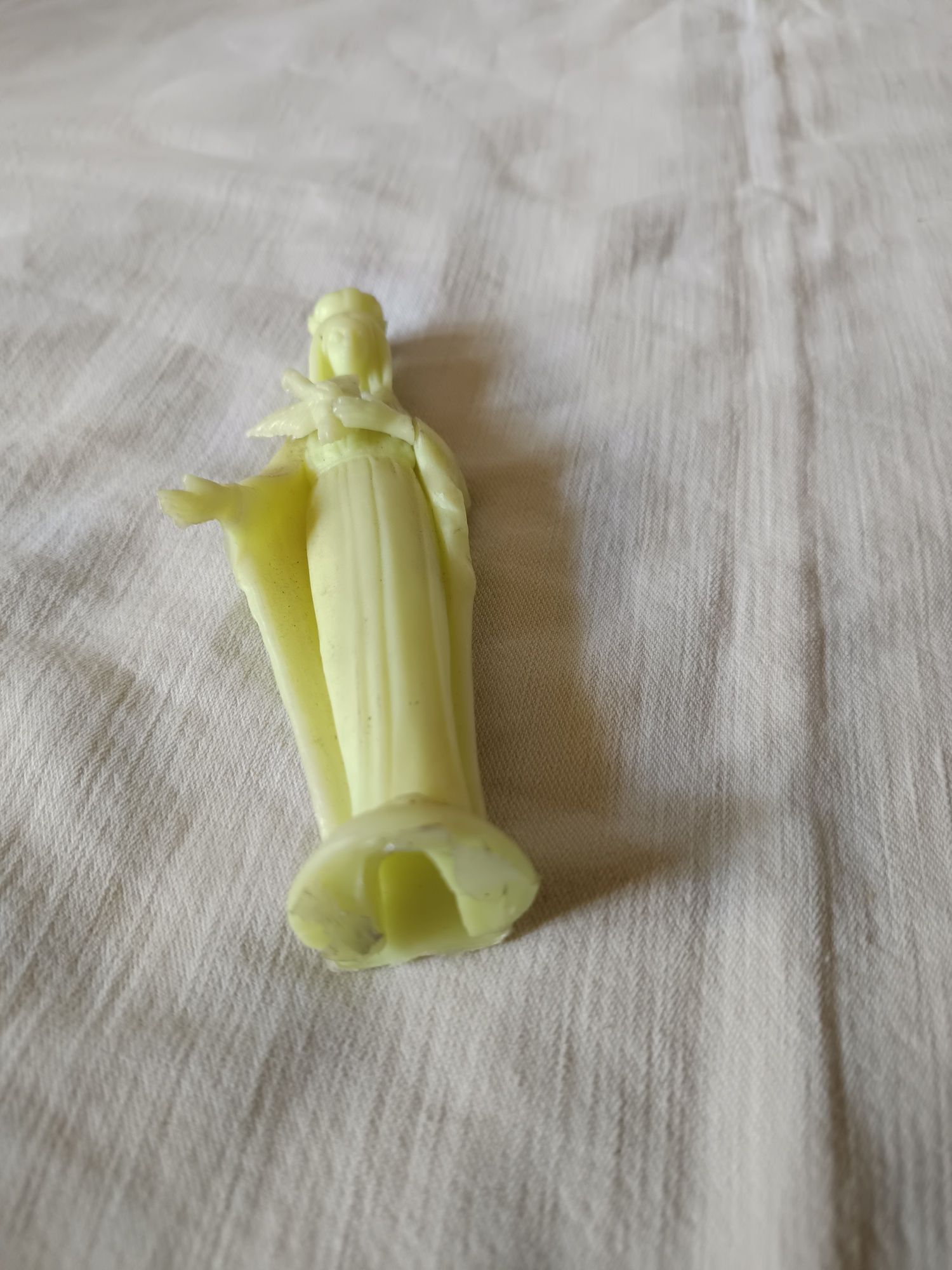 Figurka - Matka Boża Licheńska, materiał fosforyzujący