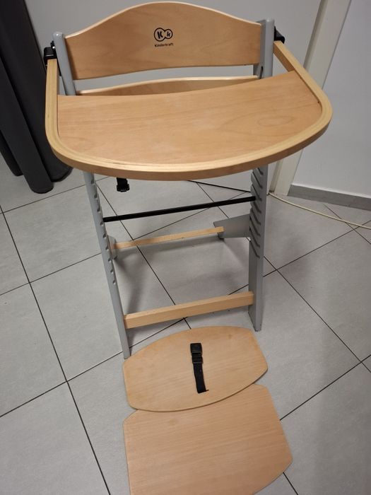 Drewniane krzesełko do karmienia Kinderkraft