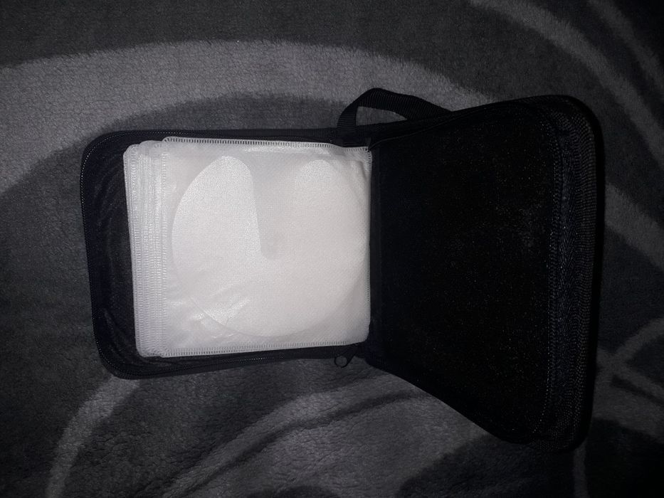 Etui na płyty cd i DVD