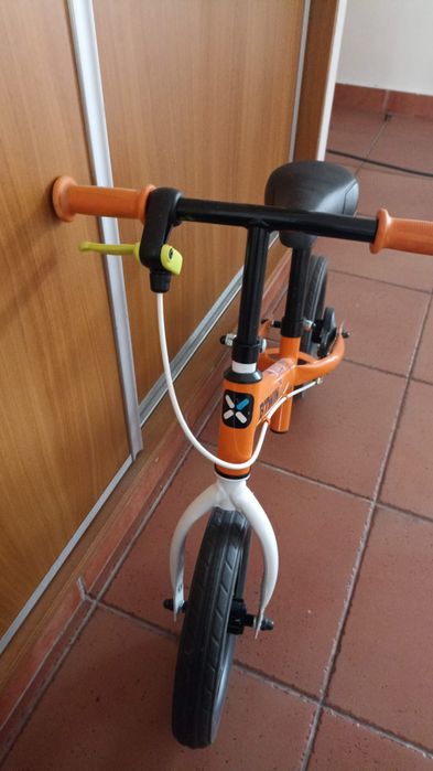 Bicicleta de aprendizagem sem pedais