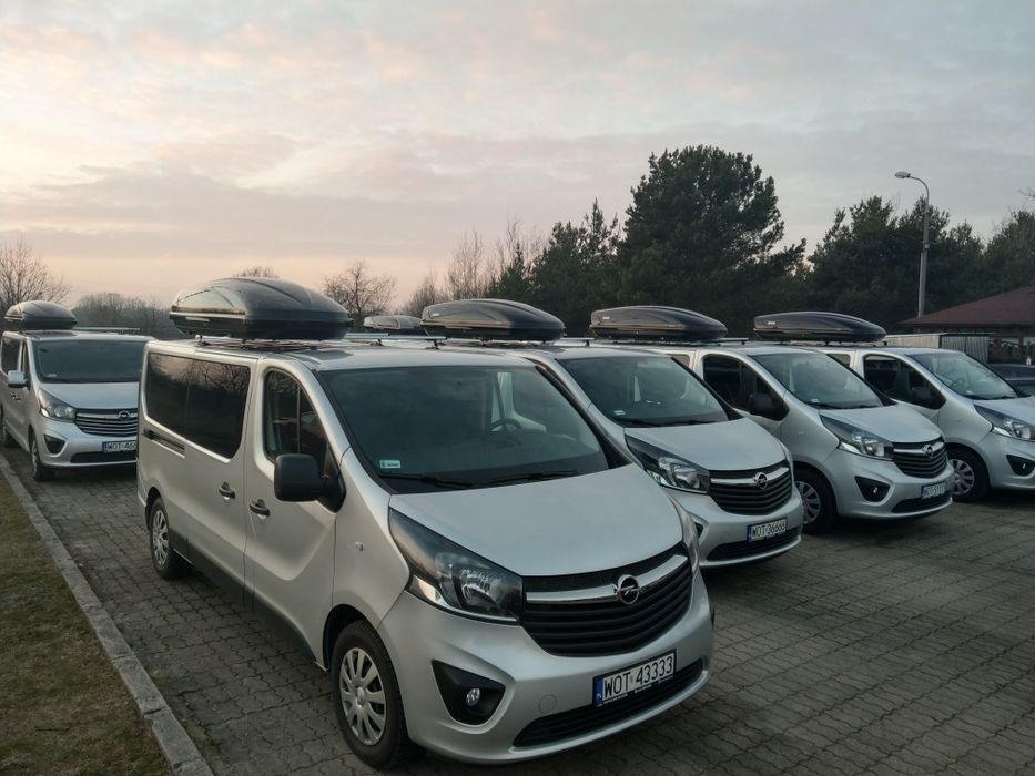 Wypożyczalnia busów wynajem busa bus busy ferie wakacje rezerwacja