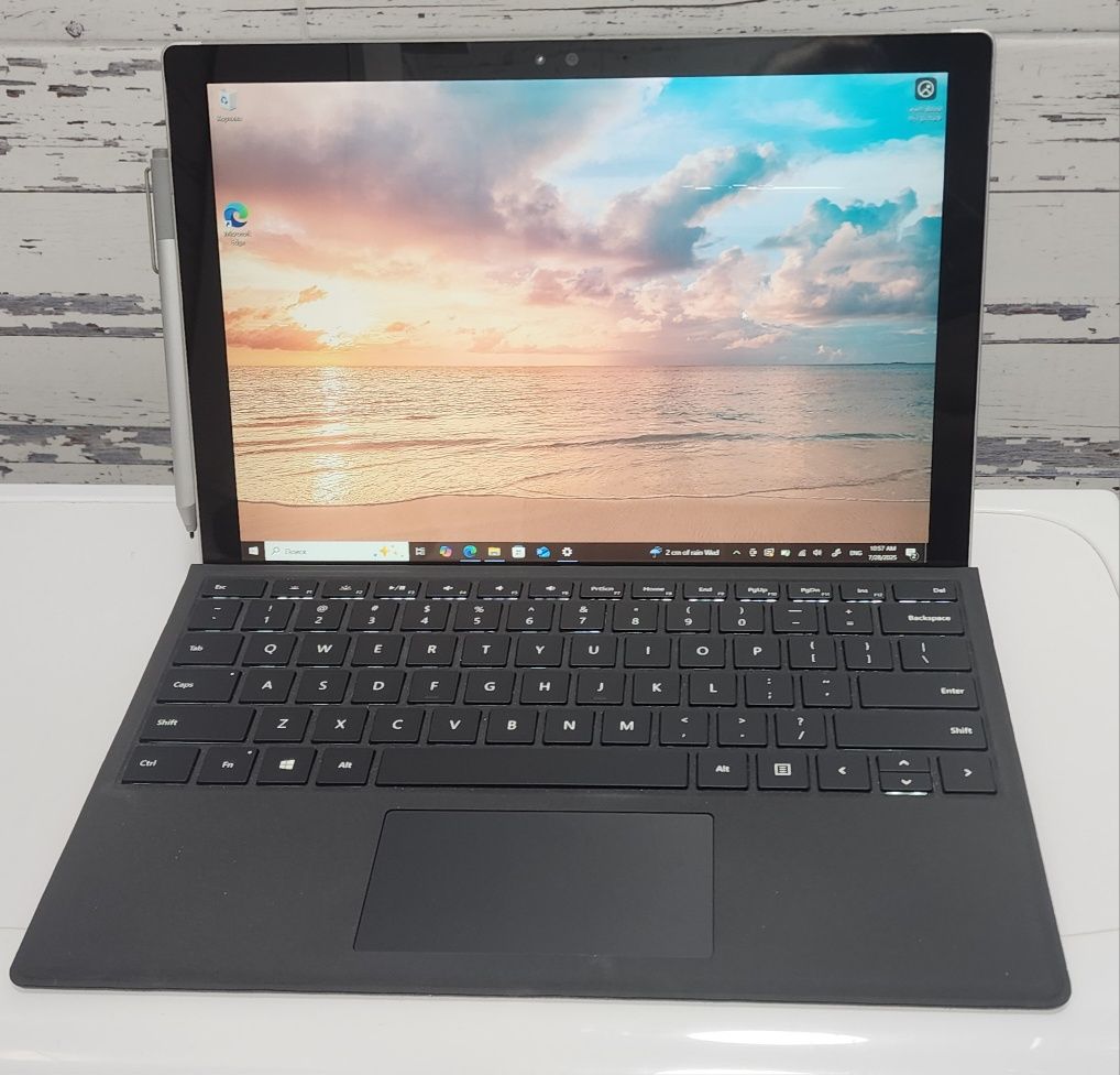 Ноутбук-планшет Microsoft Surface Pro 4