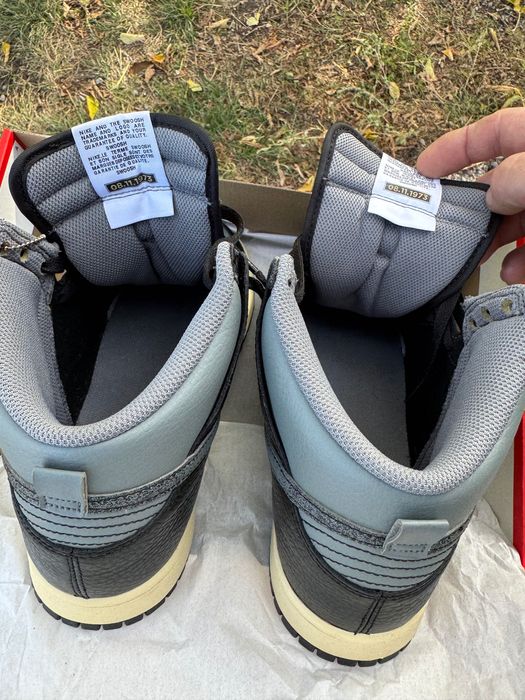 Продам хорошие кроссовки NIKE DUNK HI RETRO PRM