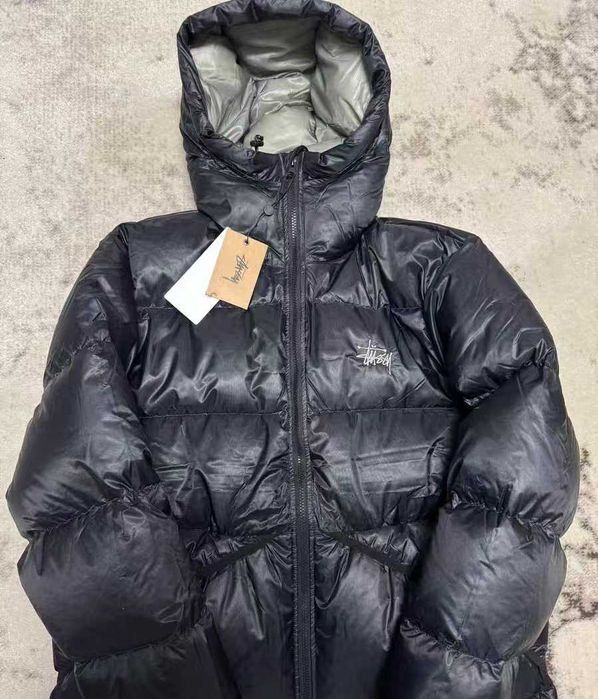 Stussy: ciepło i charakter w jednym.