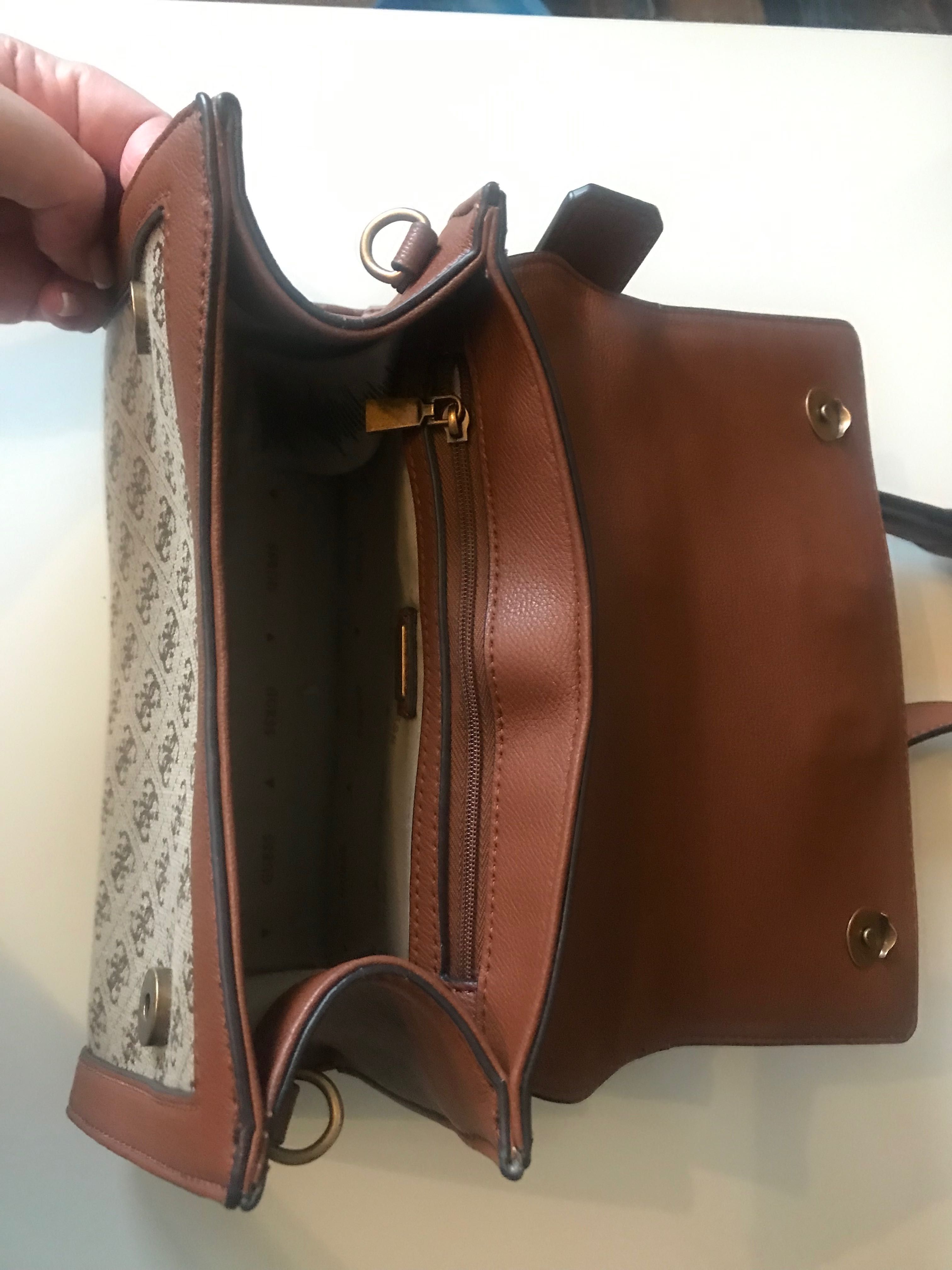 Torebka damska marki Guess