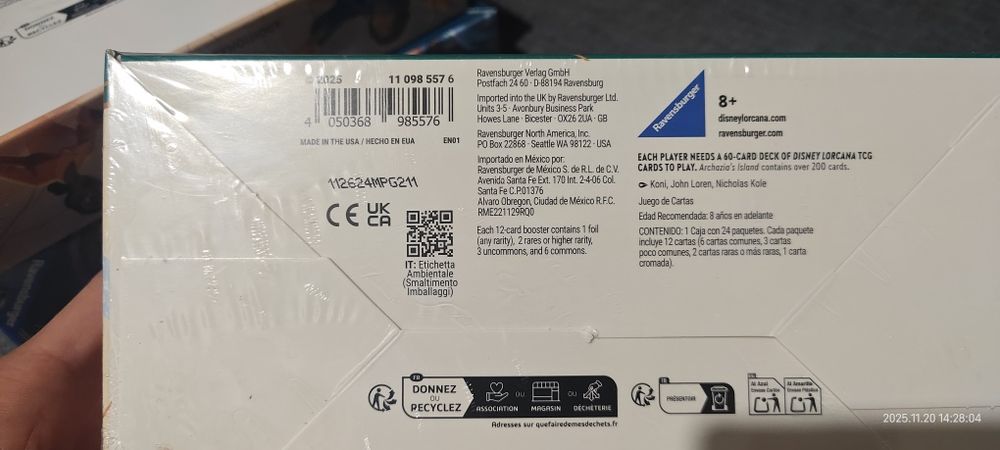 Disney lorcana display box booster