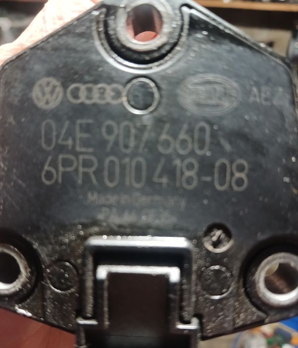 Датчик рівня масла гольф 7 2014р універсал.