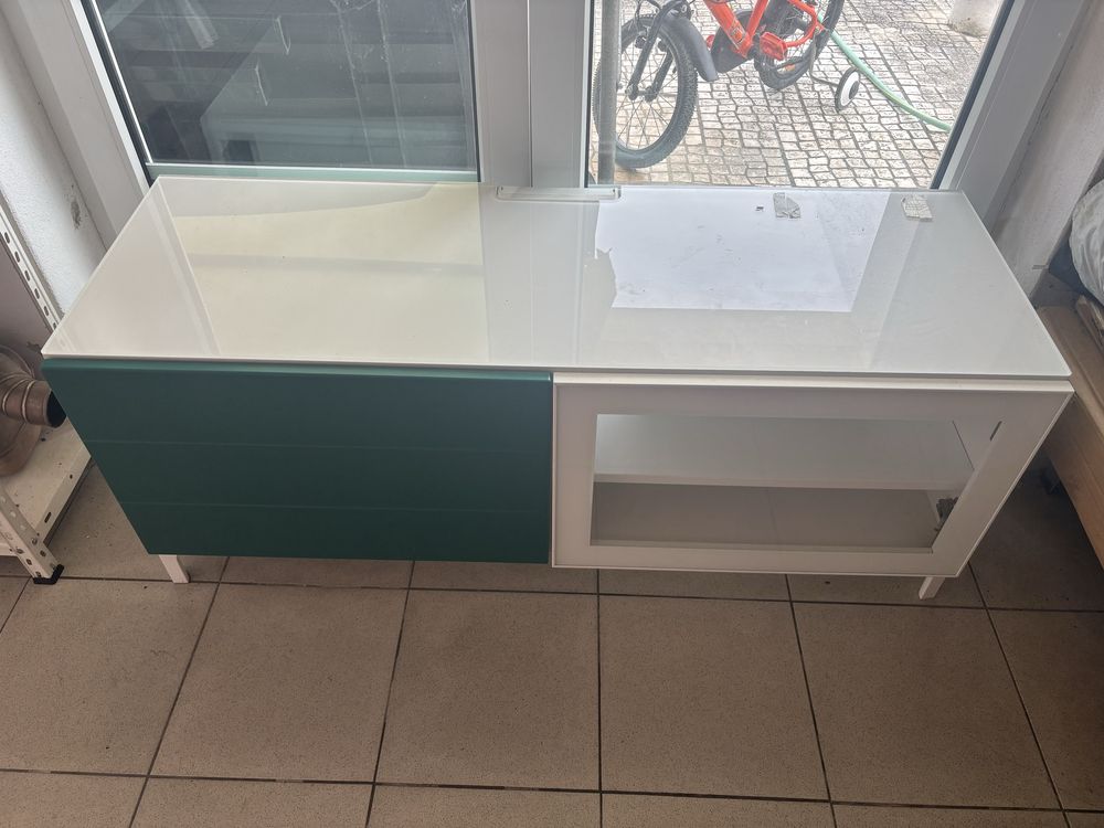 Movel tv besta 120cm