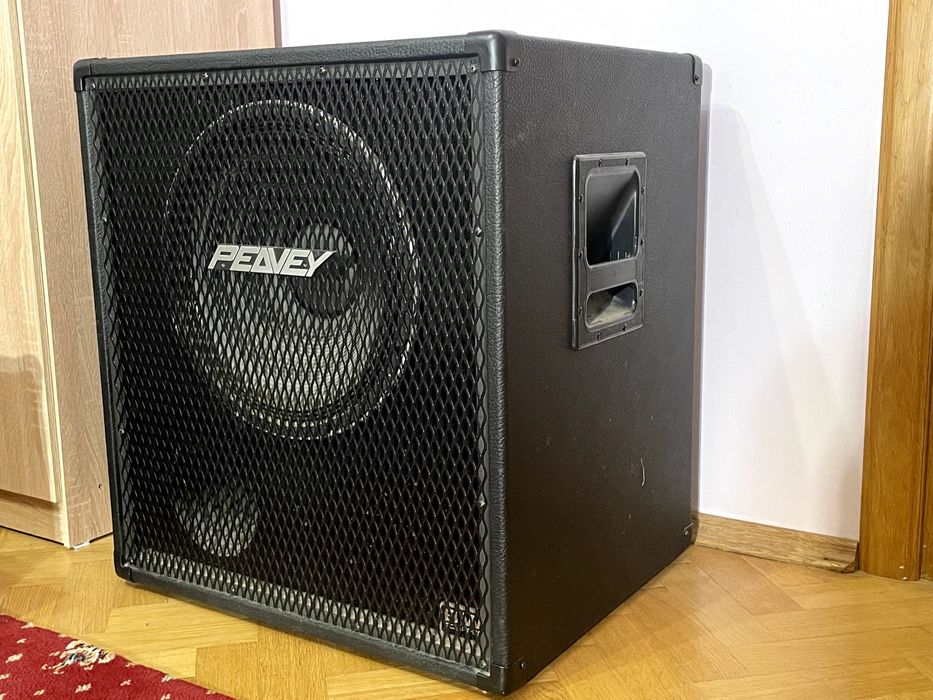 Басовий кабінет Peavey 115BX BW, 350W. Рек кейс для підсилювача.