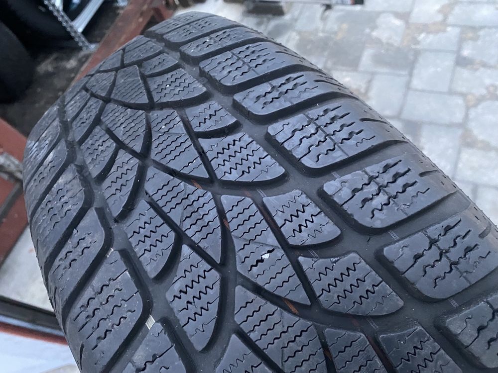 Opony zimowe Dunlop SP Winter Sport 3D 215/60 R17 4szt. 2012r.