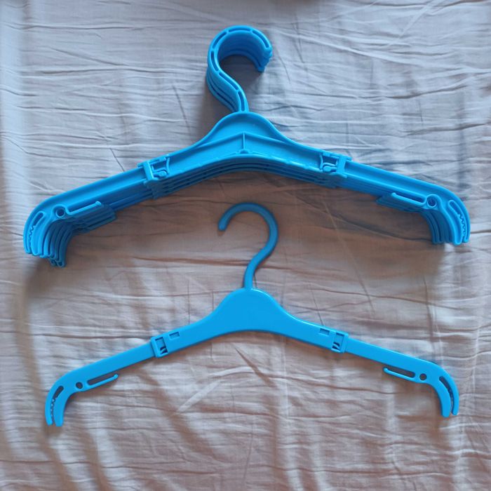 Wieszaki kolorowe dla dziecka do szafy :) Regulacja wielkości.