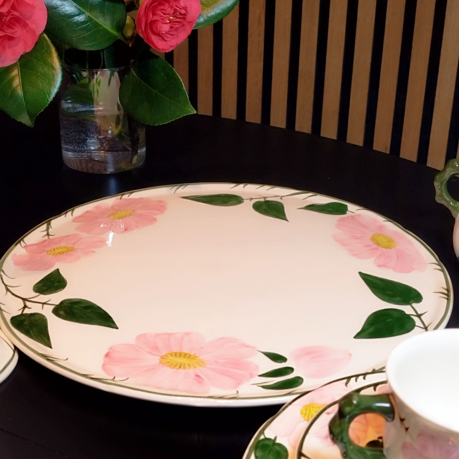 Serwis śniadaniowy Villeroy and Boch Wild-Rose Dzika róża 
Vintage
W s