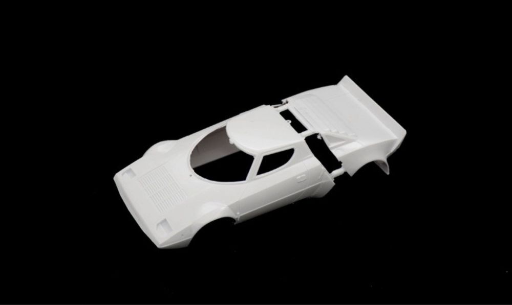 Italeri 3654 model samochód do złożenia LANCIA STRATOS HF