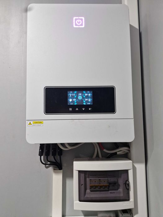 Солнечный инвертор гибридный