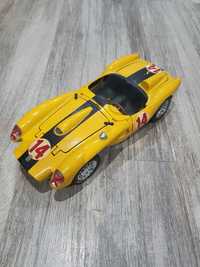 Auto Ferrari Burago - skala 1:18.       250 Testa Rossa