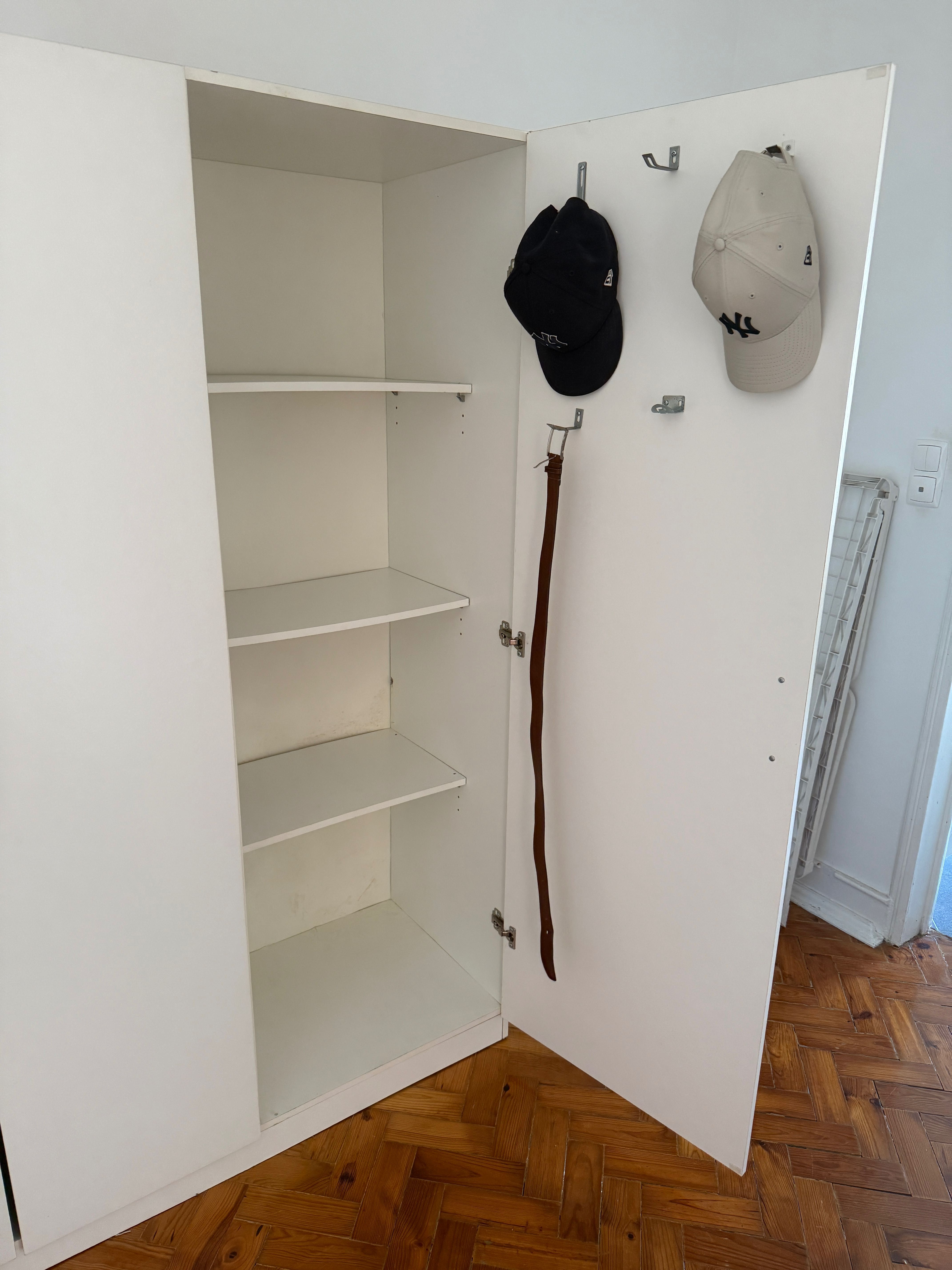 Roupeiro Ikea branco 3 portas