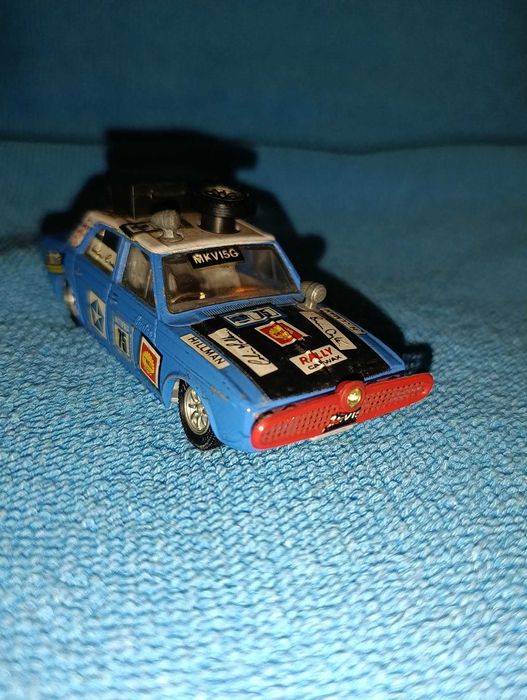 Miniatura Hillman Hunter da Corgi