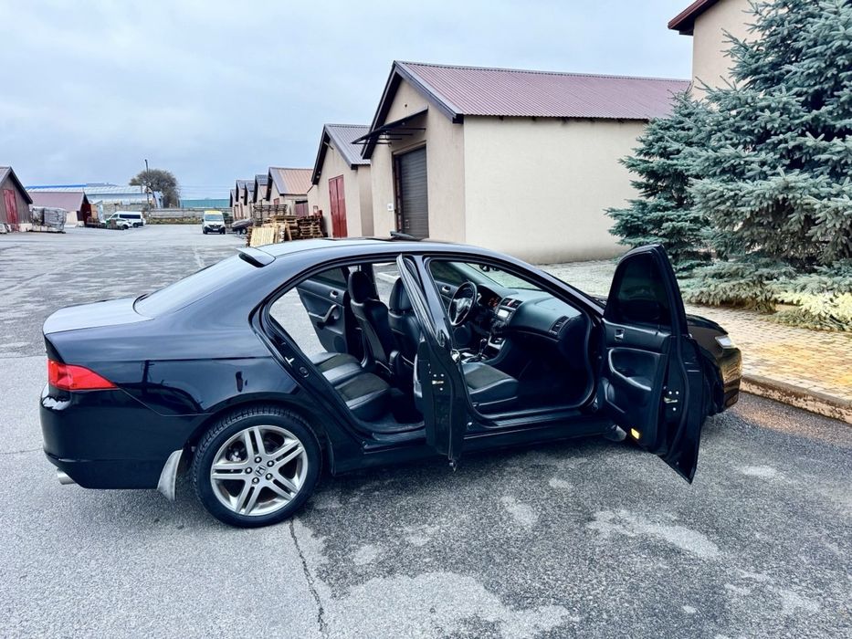 Honda Accord 2008 року 2 л бензин/автомат