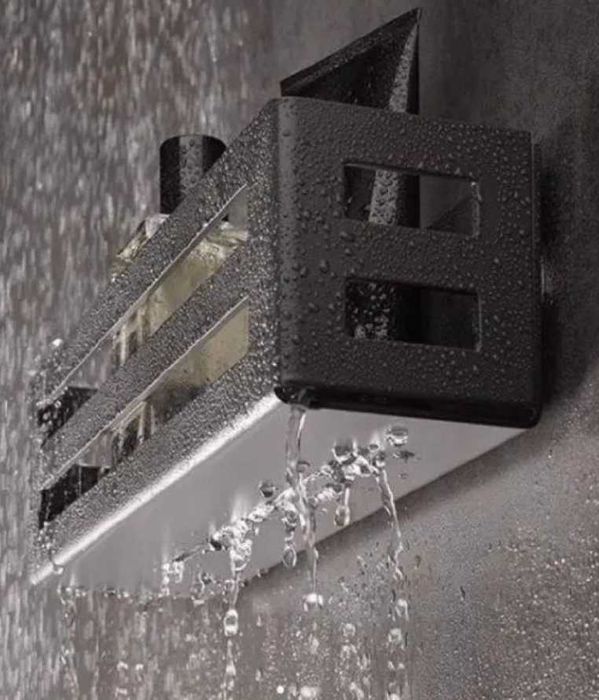 полиця у ванну кімнату для гігієнічних засобів