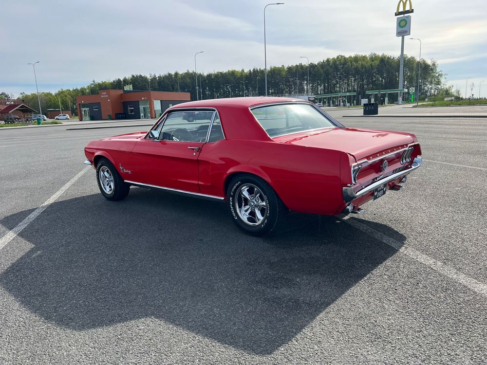 Wynajem samochodu Ford Mustang 1968 ślub, okazja