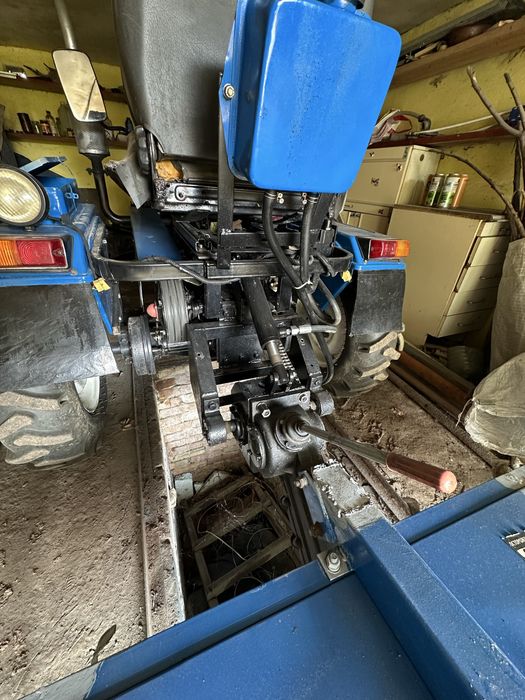 Трактор Lider LUX180D