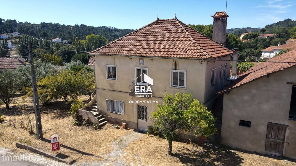 Moradia T3 localizada no Olival, Ourém