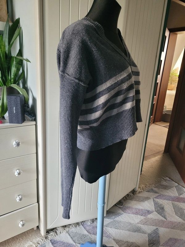 Krótki sweter oversize M-XL pasy BCBG Maxazria
