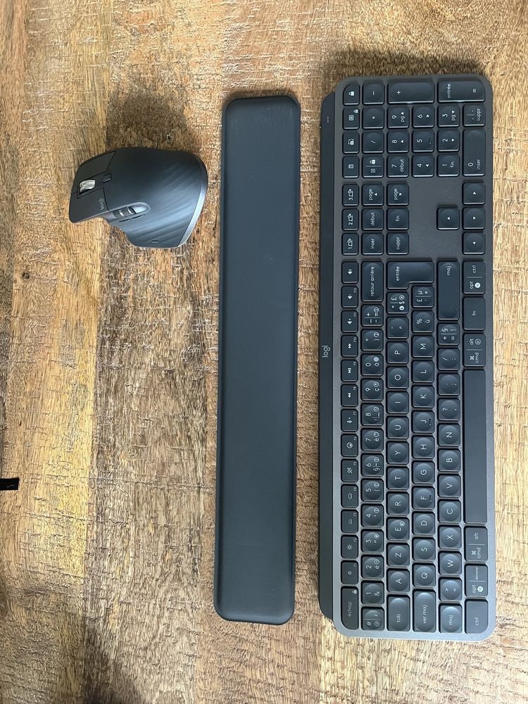 Logitech Mx Keys mx master 3s klawiatura + mysz + podkładka combo s