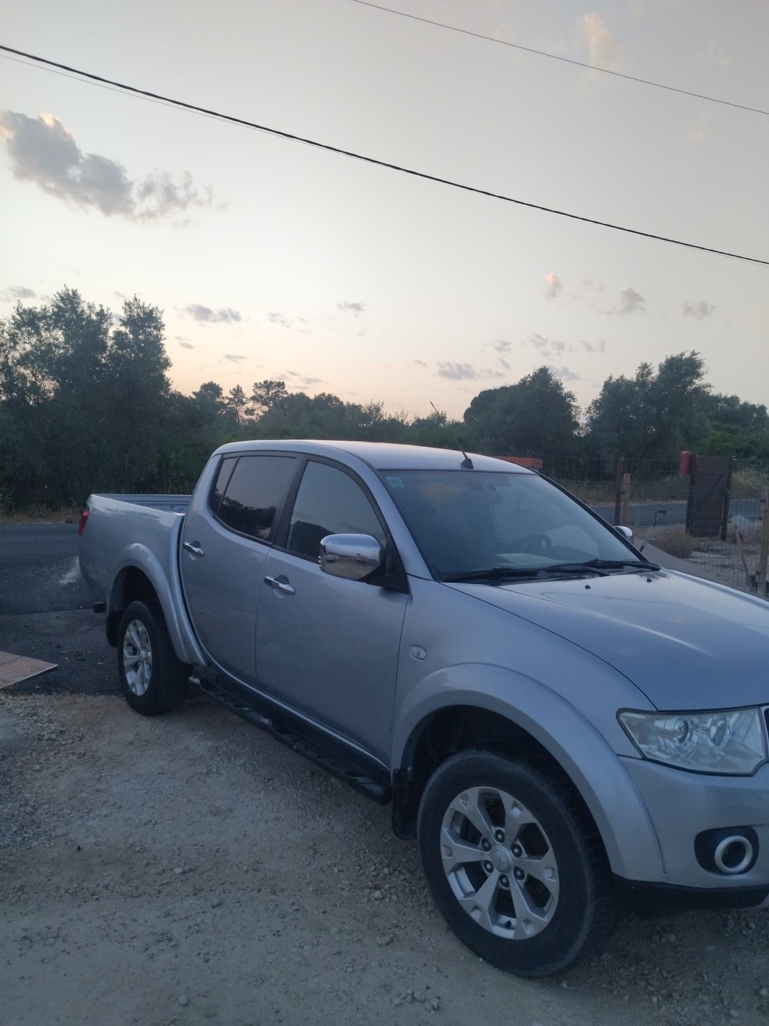 Mitsubishi L200 Strakar