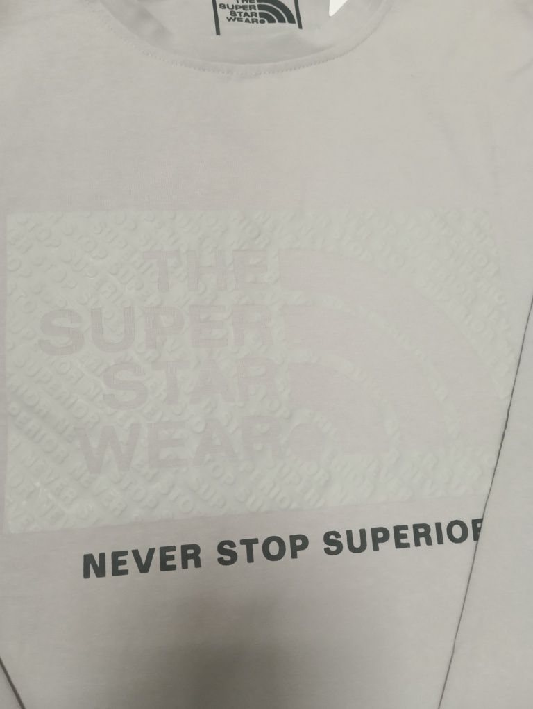 Camisola nova com etiqueta
