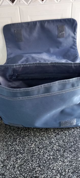 Saco com alça e divisórias