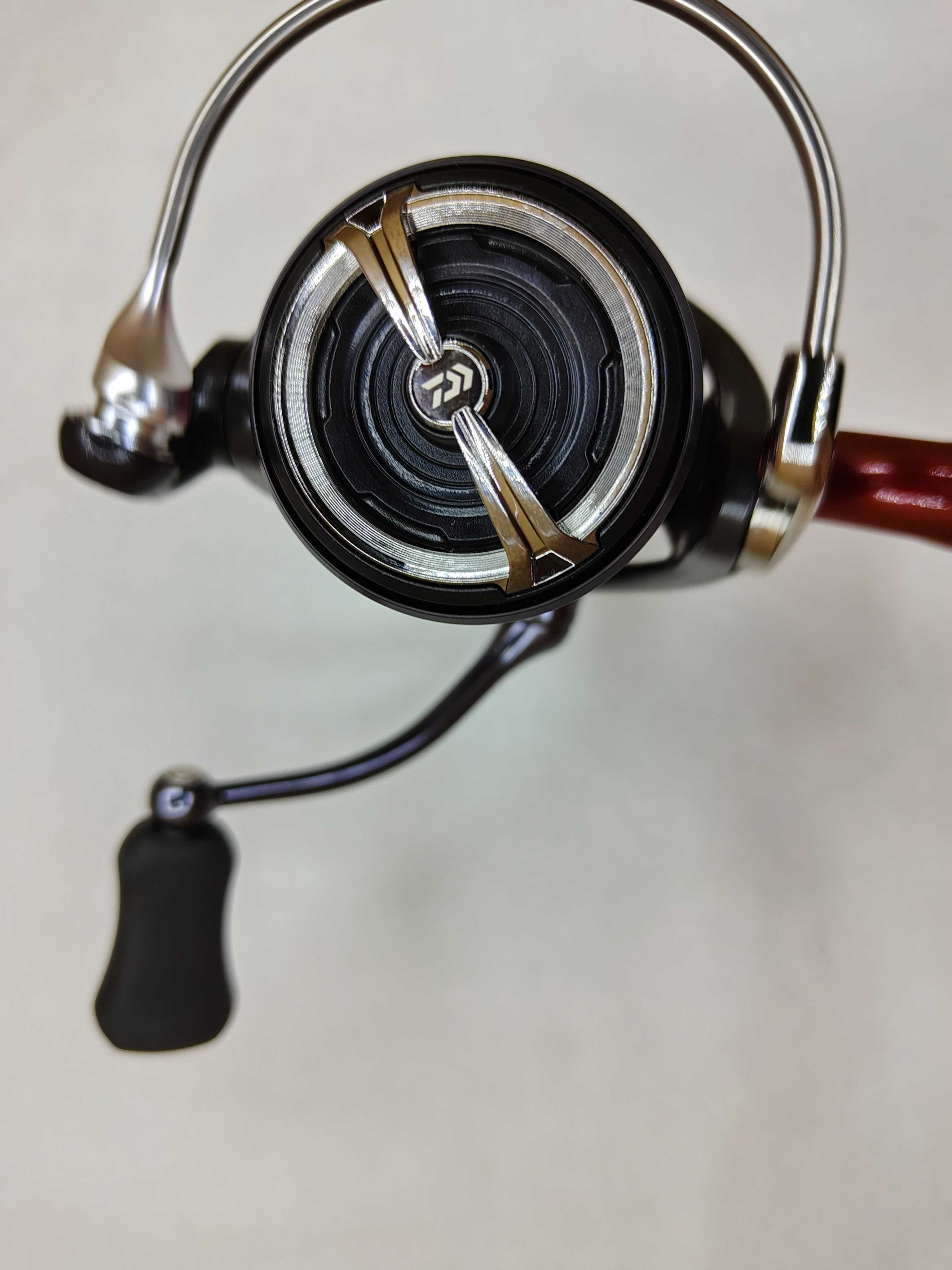 Daiwa 21 Fuego CS LT 2500 3000-C розборний кноб Котушка спінінгова