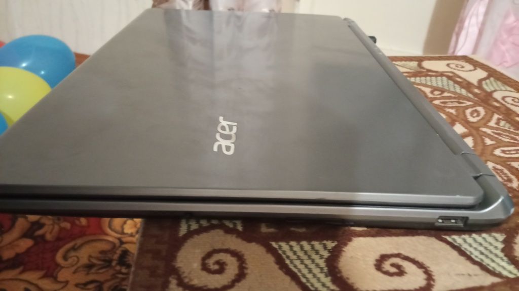 Ігровий Acer v5  amd a10-5757m radeon 8750m 2gb