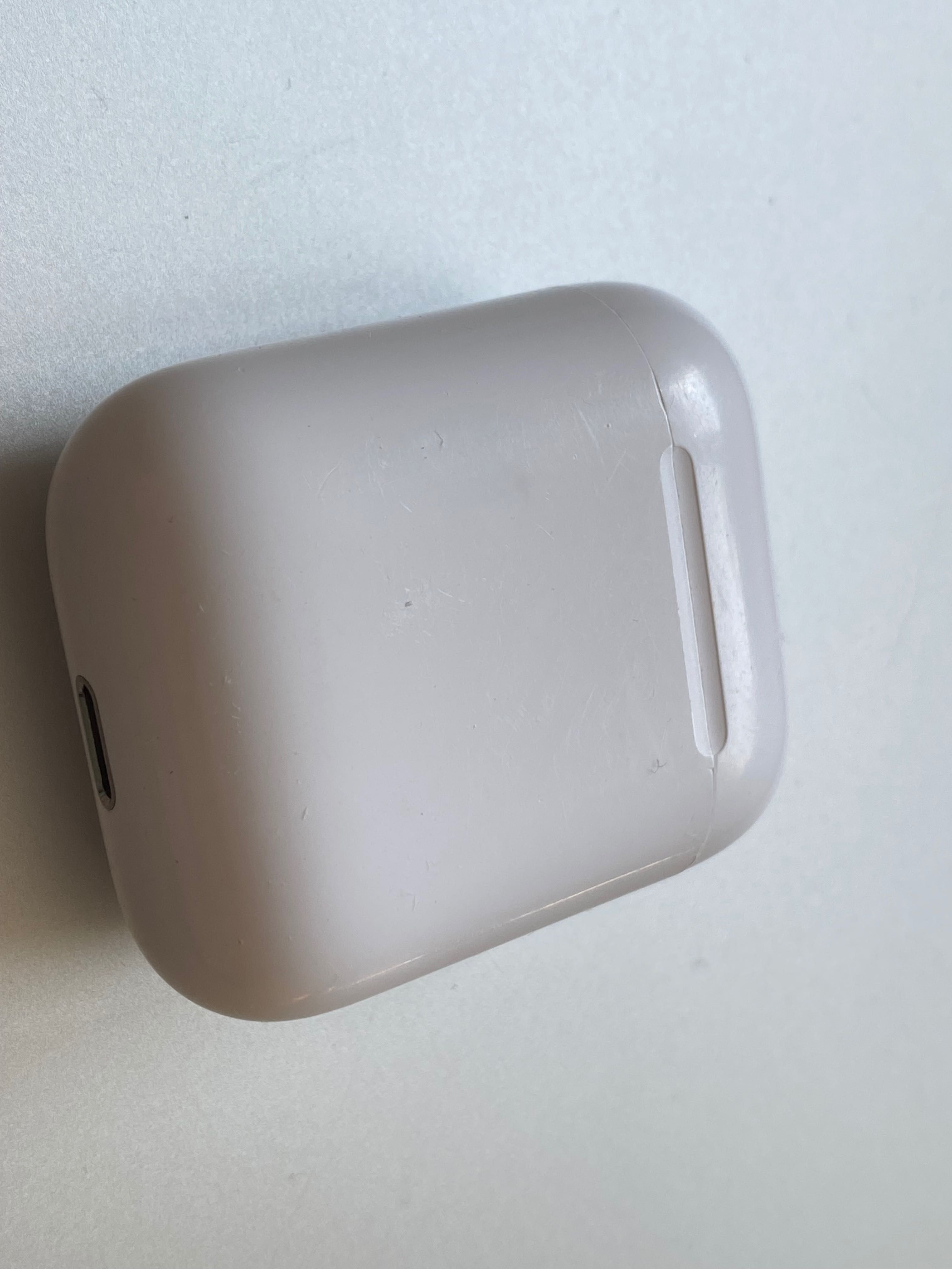 Oryginalne etui ładujące case powerbank Apple AirPods 1 2