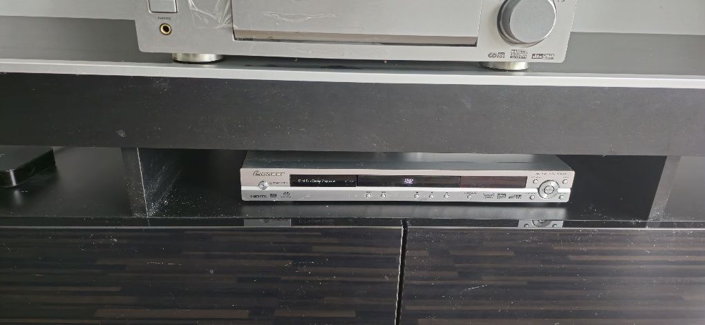 Kino domowe Rubicon i Pioneer i subbuffer Jamo