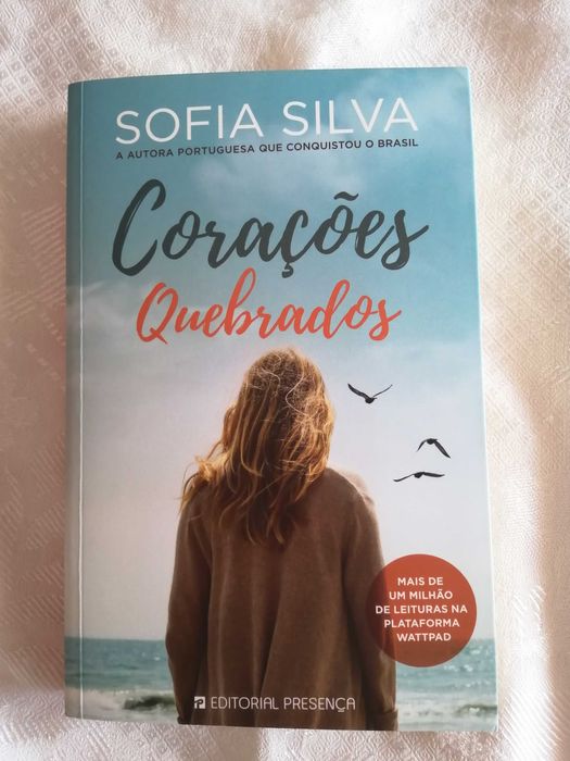 Livro Corações Quebrados de Sofia Silva
