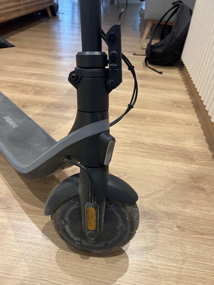 Trotinete eletrica Ninebot E2 E 11