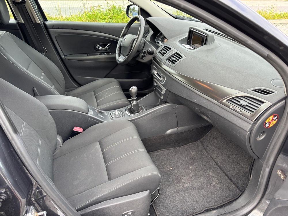 Sprzdam Renault Megane 1,2 benzyna