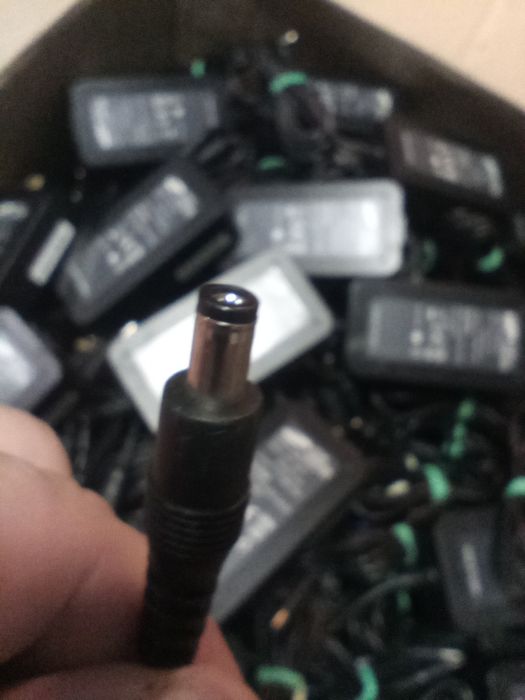 Samsung 14V 4.29A 60W 5.5x2.5 блок живлення для зарядних станцій