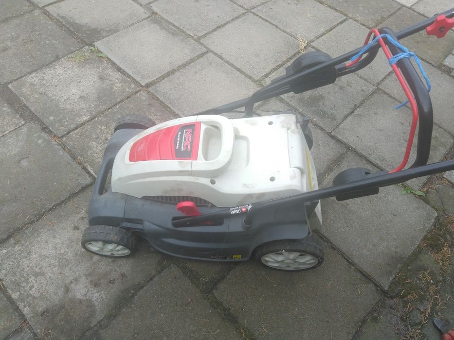 Sprzedam kosiarkę nac uszkodzona