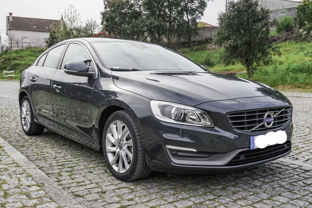 Volvo S60 Momentum Geartronic 2.0 D4 181cv