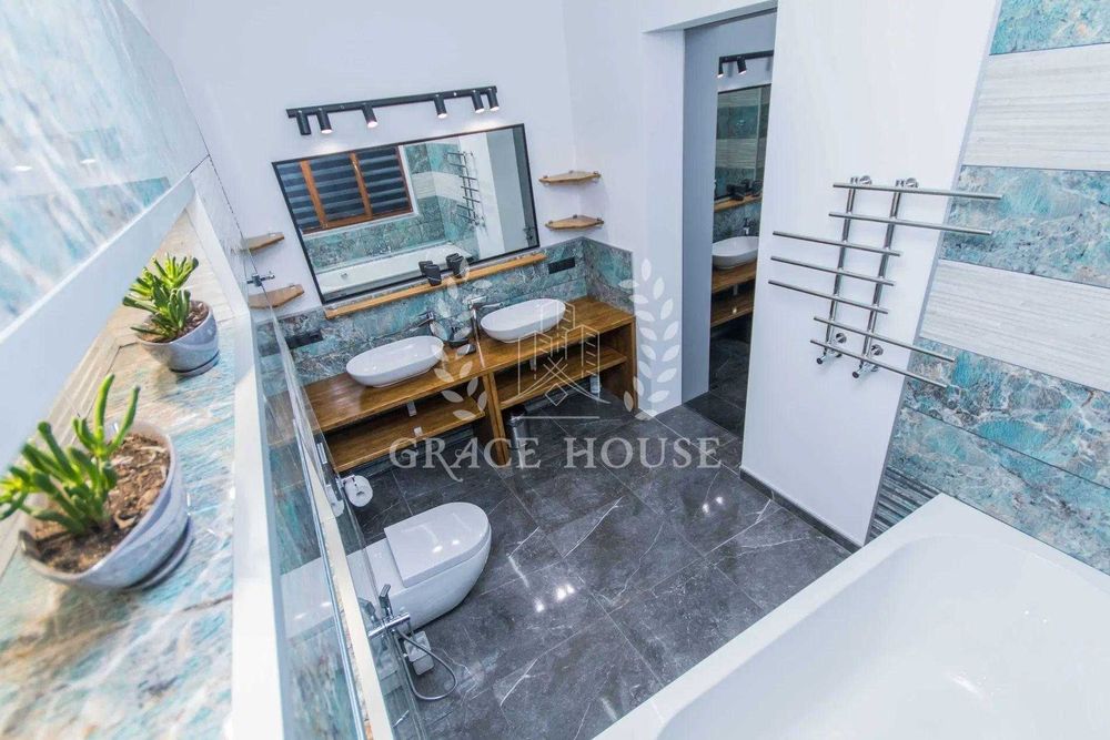 Оренда Нового автономного та стильного Хай Тек будинок у Горенці!