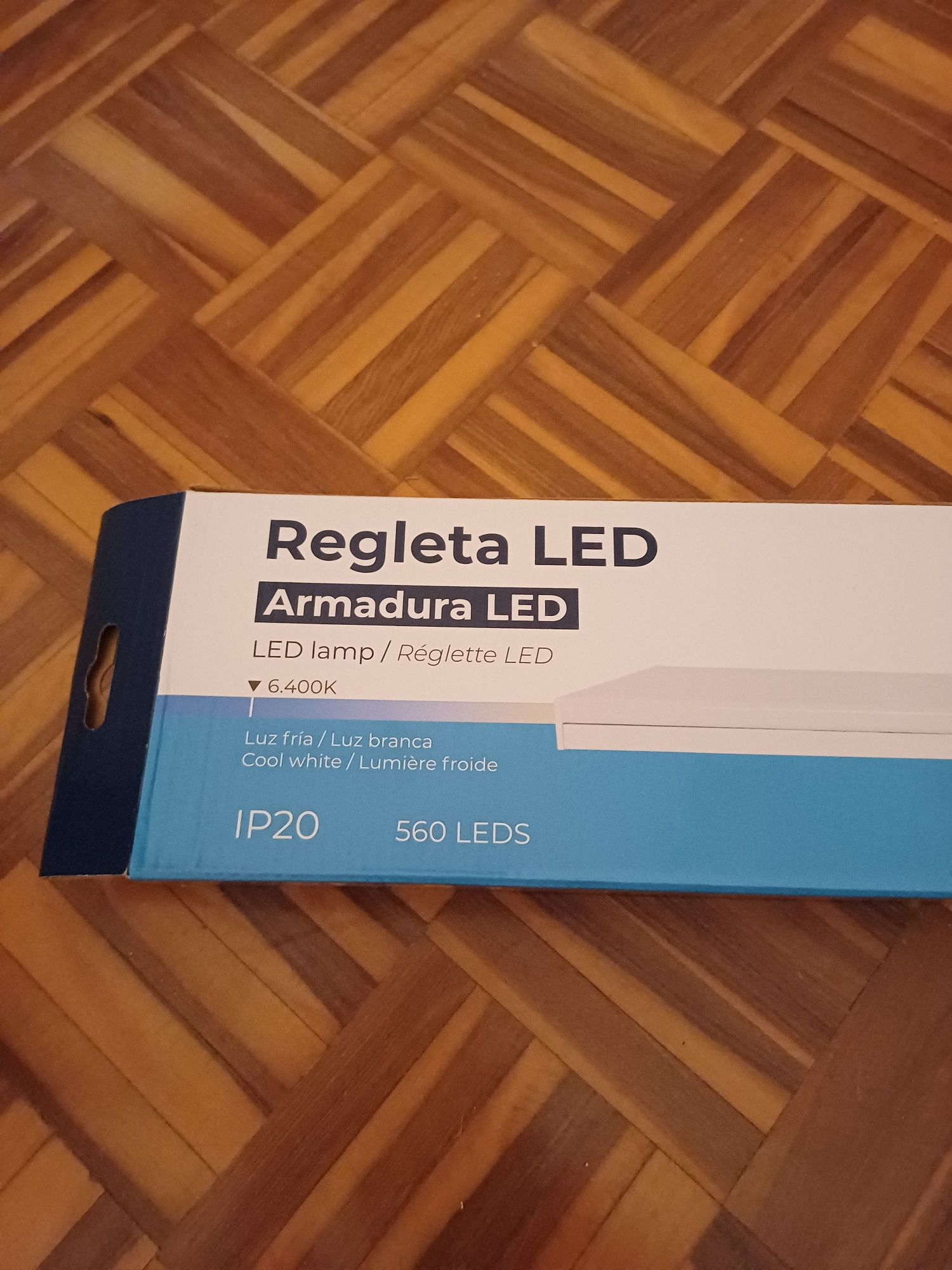 Armadura/ Regleta LED 6.400k 48W 560 LEDS