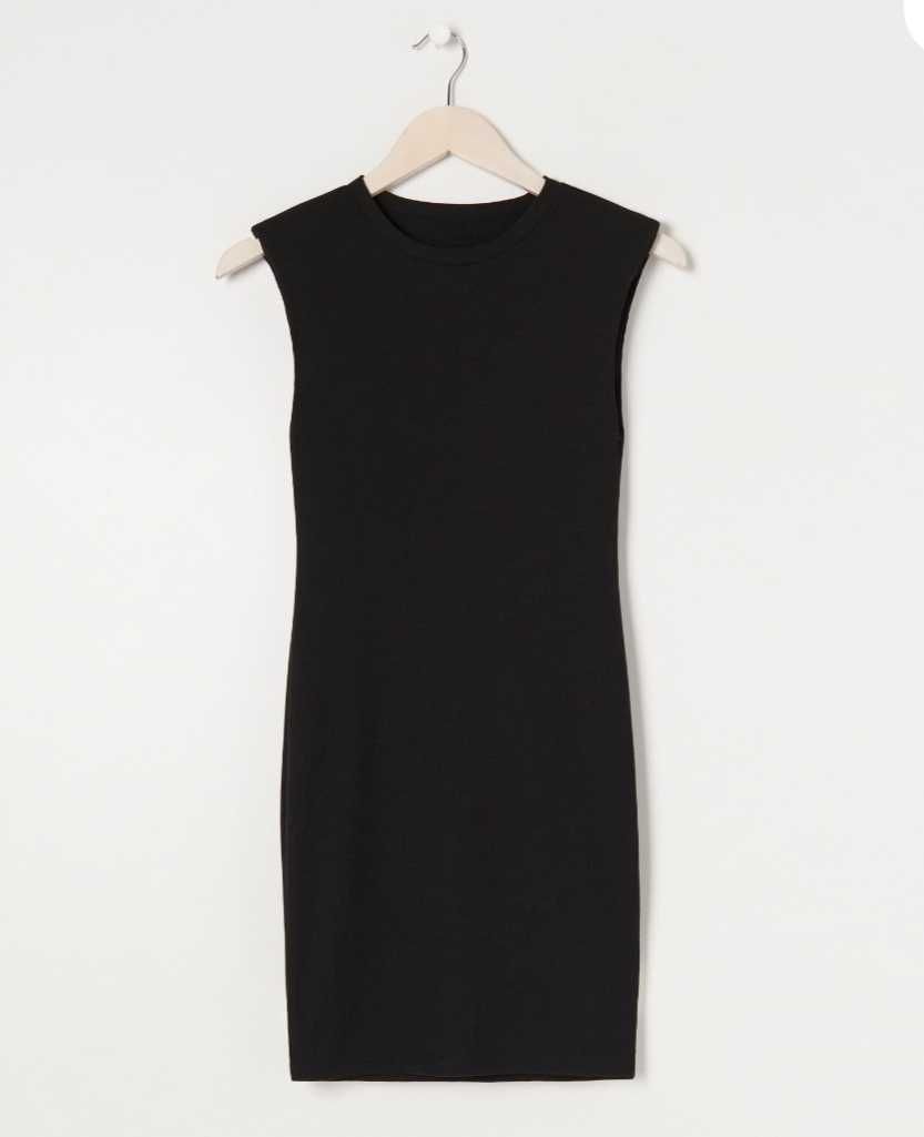 Nowa sukienka krótka damska czarna prążkowana z wiskozy 36 s