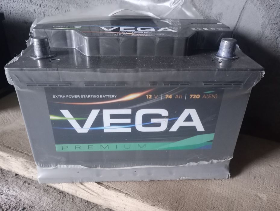 Акумулятор VEGA 74Ah 720A 12V