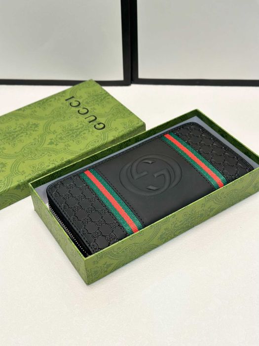 Carteira longa em pele mate Gucci